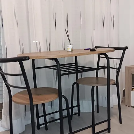 Piso Centro 2 Hab, Salon, Wifi, Aparcamiento Gratis